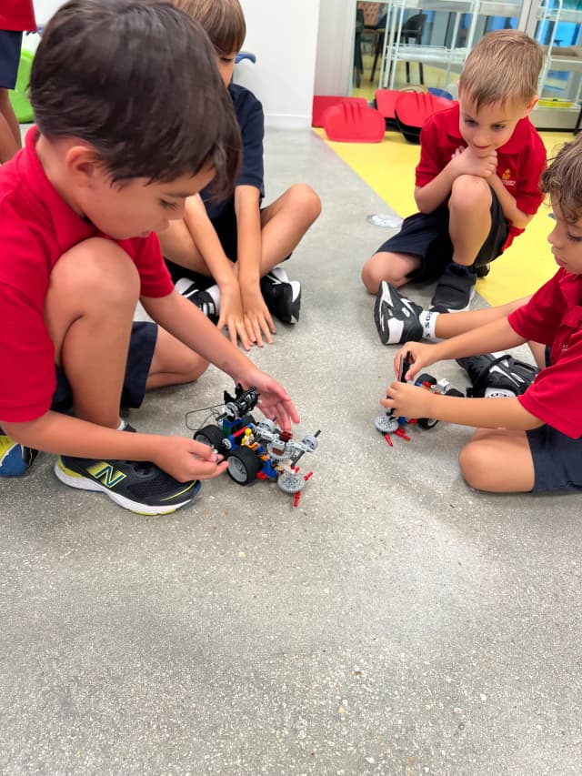 Robotics students zaniac student